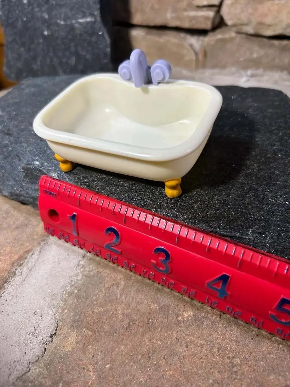 Bluey Family House Bathtub Playskool